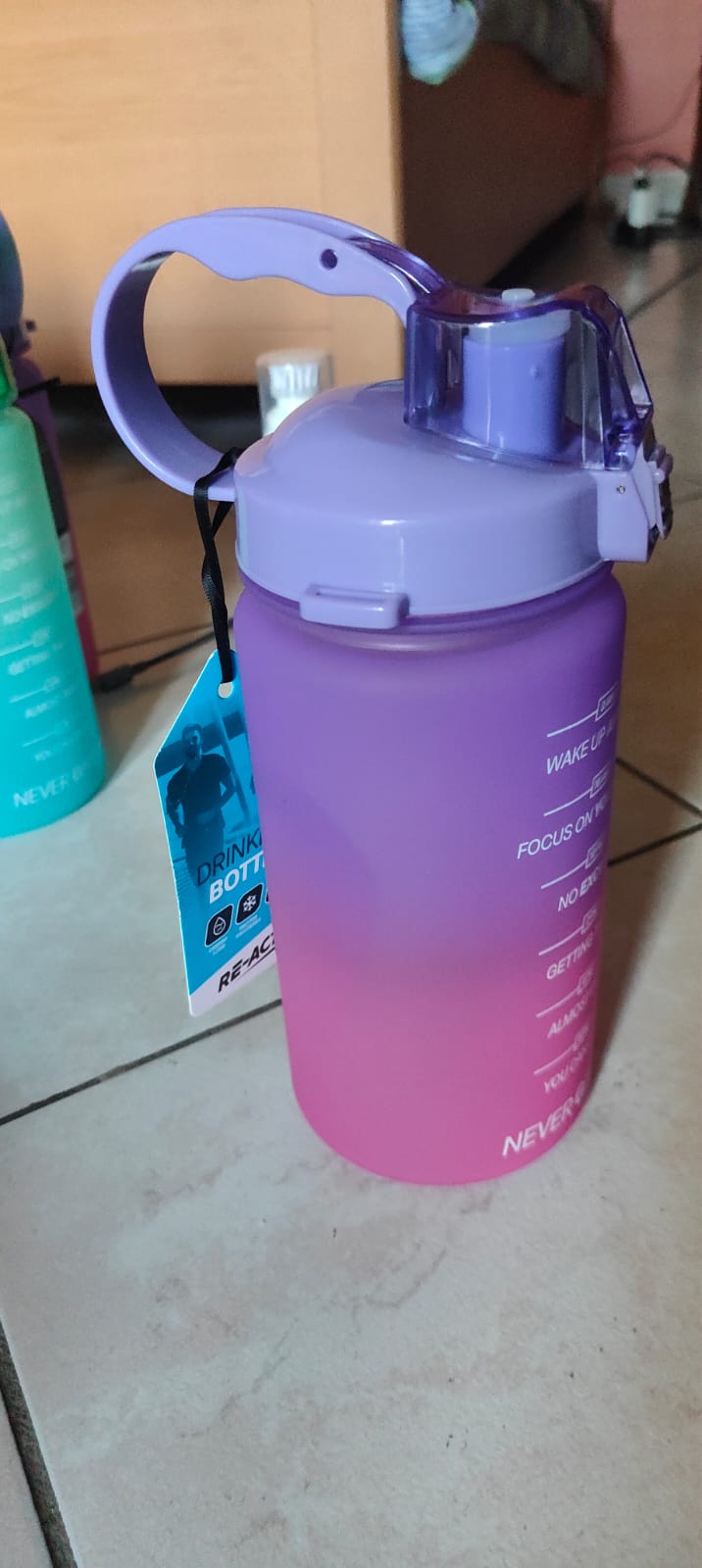 Garrafa de Água Motivacional 2L com Horas e Frases
