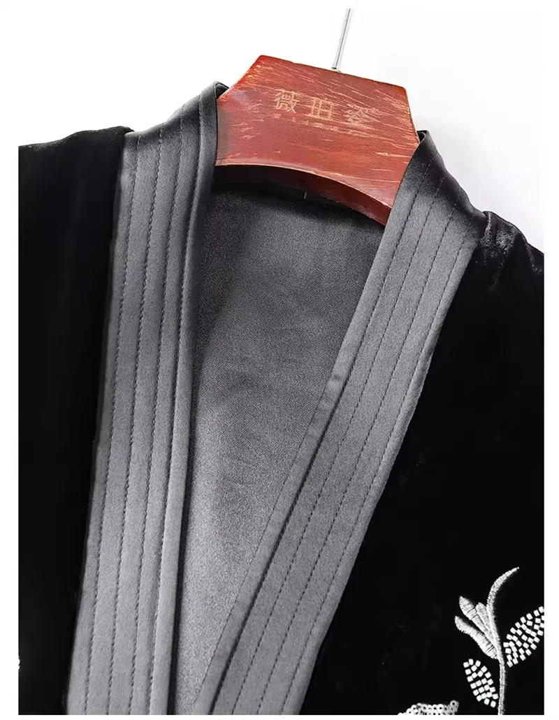 Colete de veludo de seda chinês feminino, bordado frisado, estilo nacional, casaco de fivela, coletes de veludo feminino, coletes high-end, novo