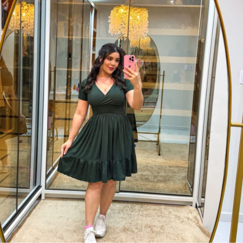 Vestido Verde Musgo Curto Saia Babado Decote V Top